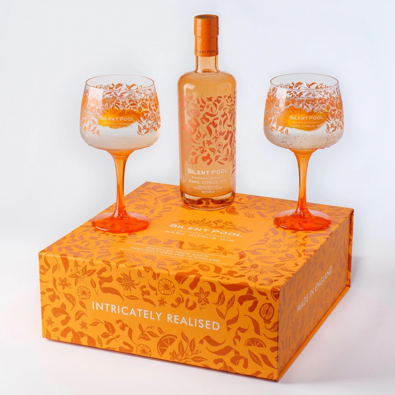 Silent Pool Rare Citrus Gin and Copa Glasses Gift Set